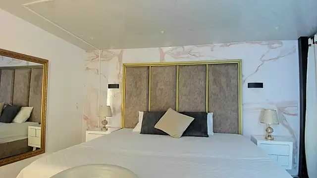 Snapshot of kaletattoo chatting on 01/09/26, 10:55 kaletattoo online show from 01/09/26, 10:55