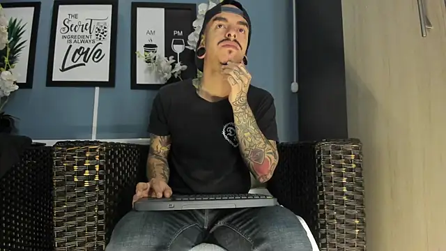 kaletattoo online show from 10/30/25, 11:08