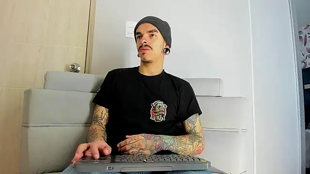 kaletattoo online show from 12/15/25, 11:05