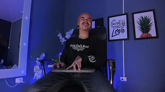 kaletattoo online show from 03/28/26, 11:11