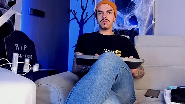 kaletattoo online show from 10/28/25, 11:09