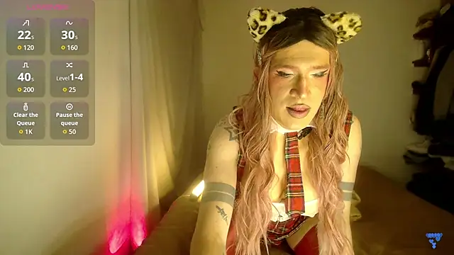 Katylove888 online show from 04/14/26, 12:21