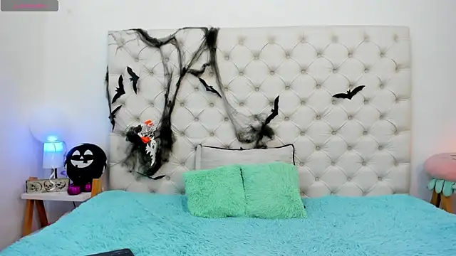 esmeralda06 online show from 10/29/25, 03:22