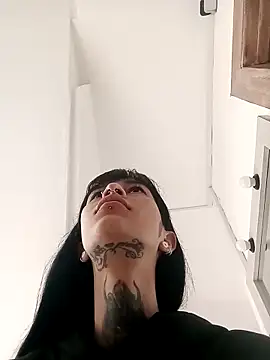 esmeralda06 online show from 12/04/25, 03:00