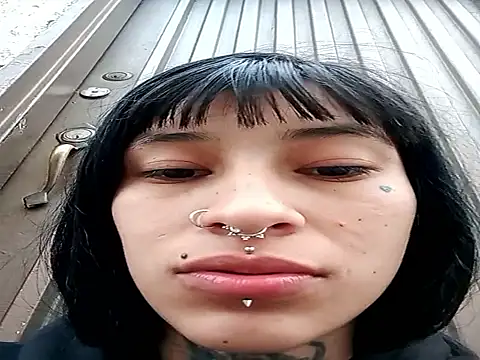 esmeralda06 online show from 12/05/25, 02:15