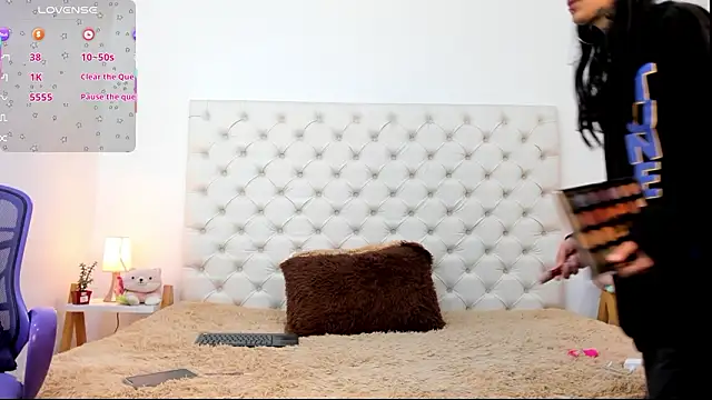 esmeralda06 online show from 03/12/26, 02:32