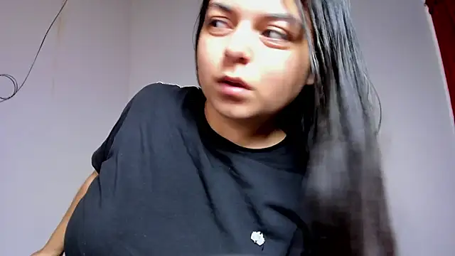 Little Shaara online show from 12/17/25, 08:47