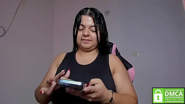 Snapshot of Little_Shaara chatting on 09/18/25, 06:55 Little Shaara online show from 09/18/25, 06:55