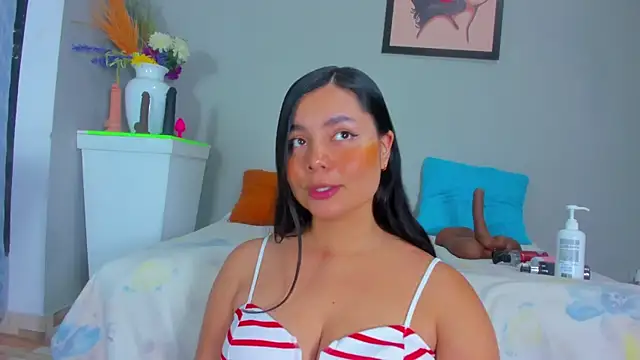 evaa greey online show from 11/24/25, 09:59