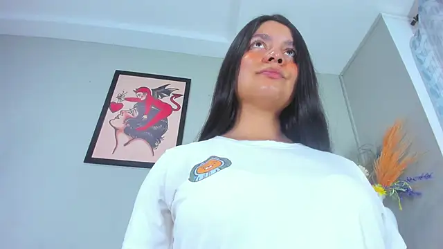 evaa greey online show from 11/06/25, 08:02