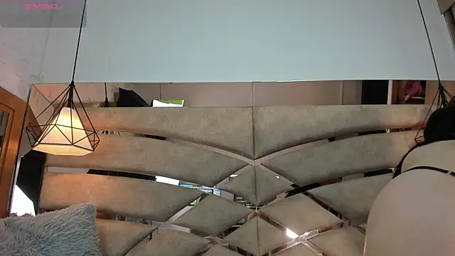 Snapshot of Bonet_iris chatting on 06/20/26, 11:04 Bonet iris online show from 06/20/26, 11:04