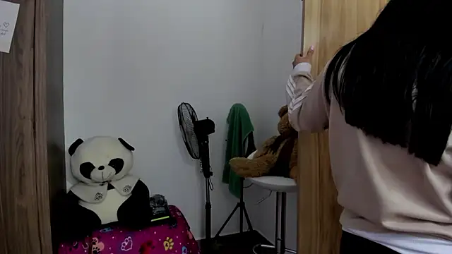 Ariana rouse online show from 02/24/26, 06:09