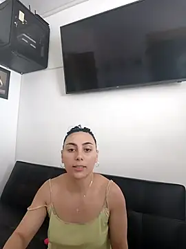 Ariana rouse online show from 12/03/25, 05:12