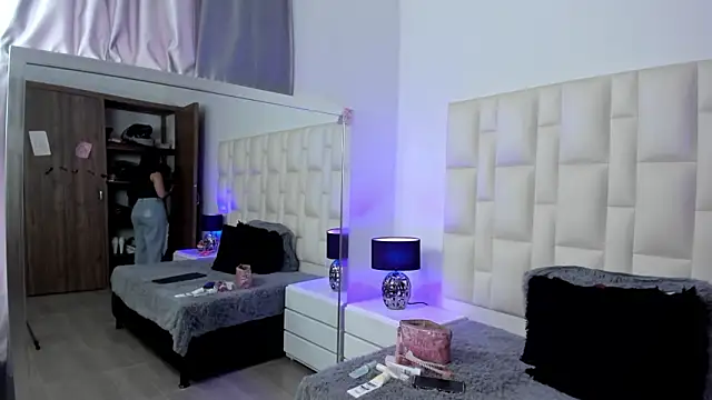 Ariana rouse online show from 02/21/26, 04:09