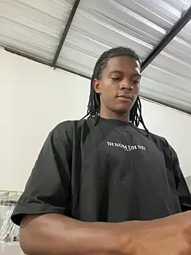 SlykaandpettterX online show from 10/31/25, 10:05