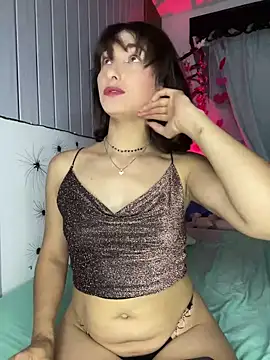 Snapshot of vicky__skinny_1 chatting on 02/28/25, 03:37 vicky skinny 1 online show from 02/28/25, 03:37