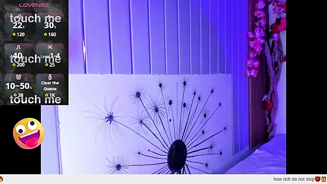 Snapshot of vicky__skinny_1 chatting on 03/17/25, 11:42 vicky skinny 1 online show from 03/17/25, 11:42