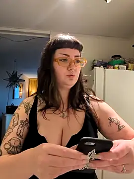 Snapshot of goblingirl888 chatting on 02/12/26, 12:10 goblingirl888 online show from 02/12/26, 12:10