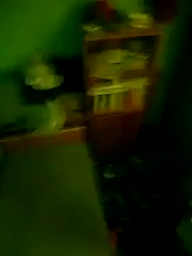 Snapshot of Adrianka chatting on 09/16/25, 01:28 Adrianka online show from 09/16/25, 01:28