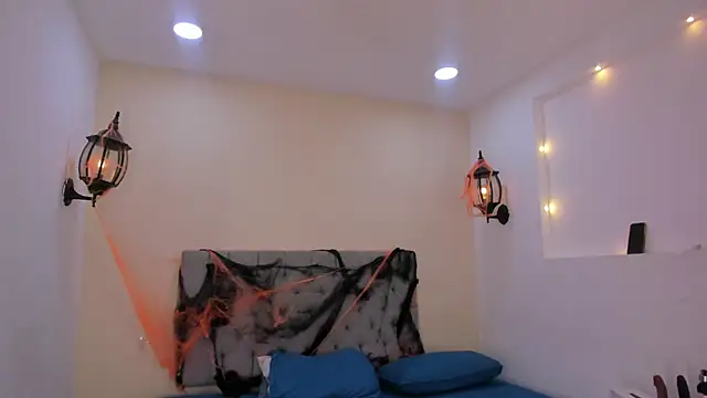 Dakkota Fox online show from 10/24/25, 10:09