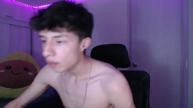 Juanmres online show from 04/12/26, 02:15