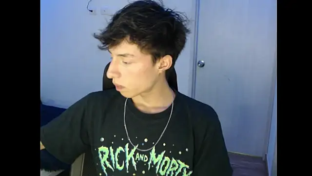 Snapshot of Juanmres chatting on 11/06/25, 05:44 Juanmres online show from 11/06/25, 05:44