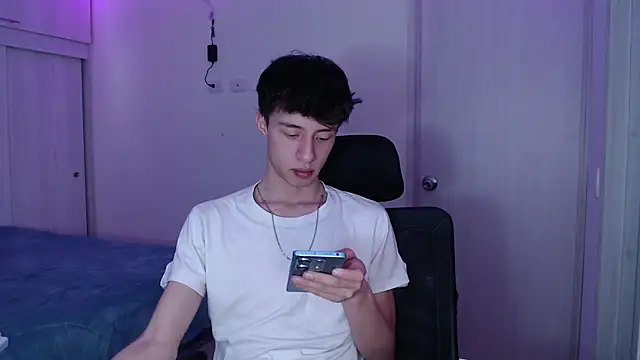 Juanmres online show from 04/13/26, 02:10