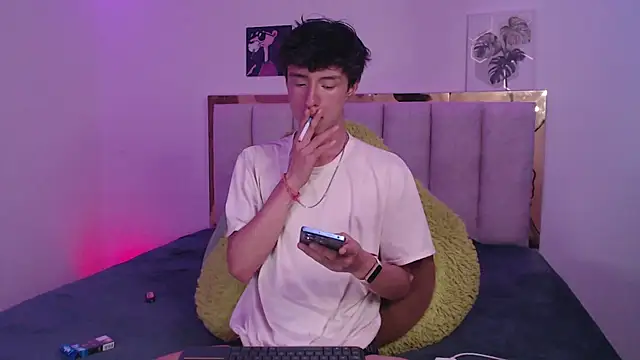 Juanmres online show from 05/13/26, 06:48