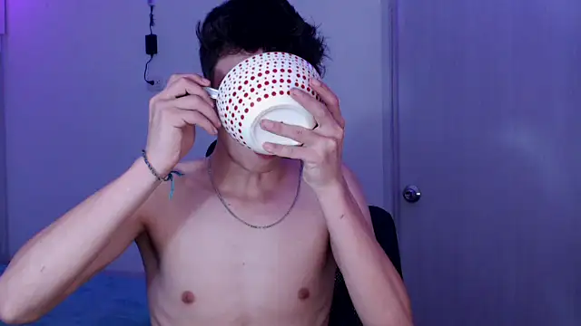 Juanmres online show from 03/20/26, 02:23