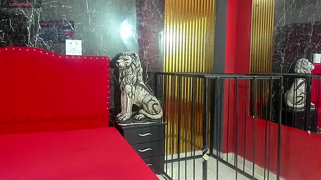 Snapshot of _nicolesweet chatting on 12/03/25, 07:24 nicolesweet online show from 12/03/25, 07:24