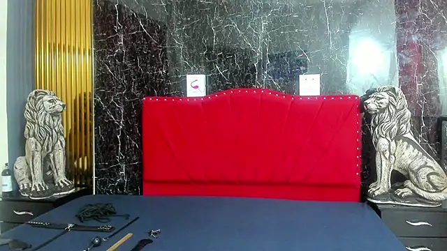 Snapshot of _nicolesweet chatting on 11/23/25, 07:24 nicolesweet online show from 11/23/25, 07:24