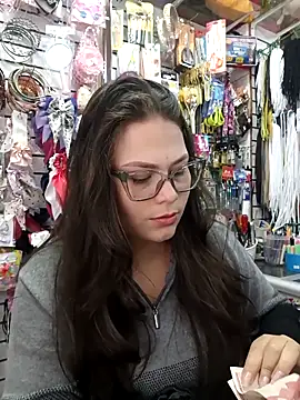 Vale Saenzz online show from 02/18/26, 06:15