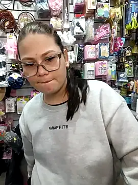 Vale Saenzz online show from 03/07/26, 10:04