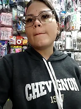 Vale Saenzz online show from 02/23/26, 10:21