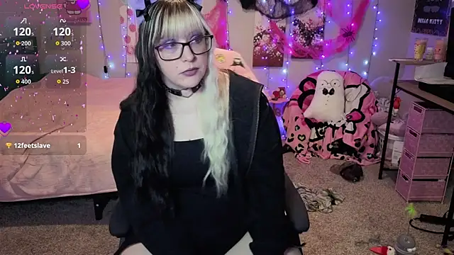 MissLoreleii online show from 10/29/25, 09:03