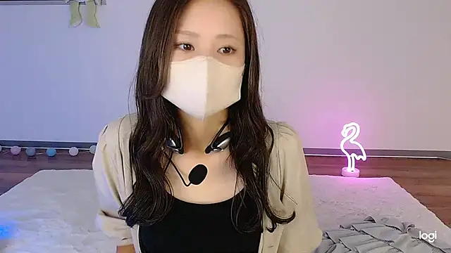 hinano JP online show from 09/16/25, 01:28