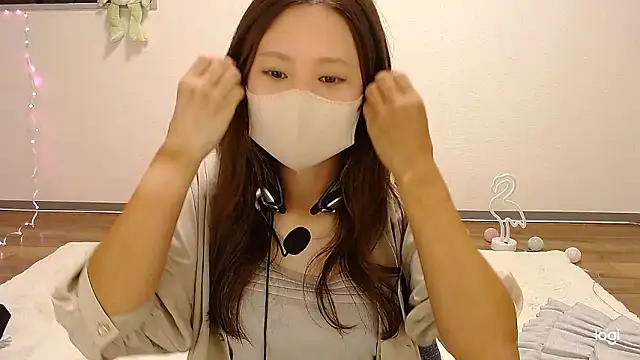 hinano JP online show from 10/13/25, 01:18