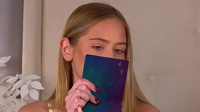 ur wet dreams online show from 12/19/25, 03:14