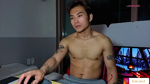 Snapshot of Doh728 chatting on 12/05/25, 01:21 Doh728 online show from 12/05/25, 01:21