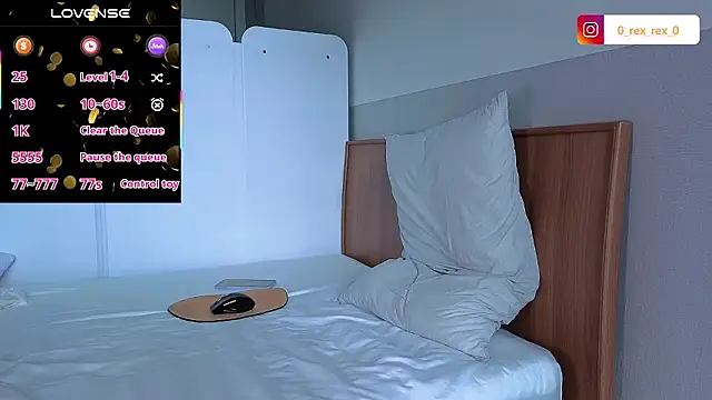 Snapshot of Doh728 chatting on 10/09/25, 07:31 Doh728 online show from 10/09/25, 07:31