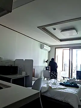 Snapshot of Doh728 chatting on 11/05/25, 12:14 Doh728 online show from 11/05/25, 12:14