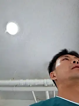 Snapshot of Doh728 chatting on 11/07/25, 10:57 Doh728 online show from 11/07/25, 10:57