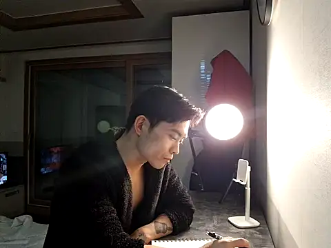 Snapshot of Doh728 chatting on 03/10/25, 10:07 Doh728 online show from 03/10/25, 10:07