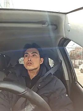 Snapshot of Doh728 chatting on 03/18/25, 03:02 Doh728 online show from 03/18/25, 03:02