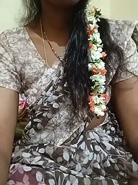 Snapshot of TeluguammayiMahi chatting on 06/15/26, 02:06 TeluguammayiMahi online show from 06/15/26, 02:06