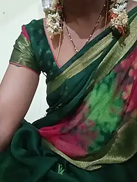 Snapshot of TeluguammayiMahi chatting on 07/08/26, 11:16 TeluguammayiMahi online show from 07/08/26, 11:16