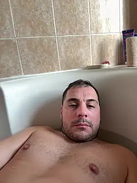 Snapshot of justeqqun chatting on 02/16/25, 04:10 justeqqun online show from 02/16/25, 04:10