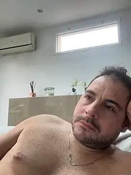 Snapshot of justeqqun chatting on 02/22/25, 10:18 justeqqun online show from 02/22/25, 10:18