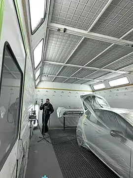 Snapshot of justeqqun chatting on 10/31/25, 11:18 justeqqun online show from 10/31/25, 11:18