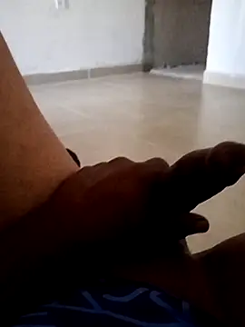 Snapshot of Moreno-32- chatting on 03/03/26, 06:04 Moreno-32- online show from 03/03/26, 06:04